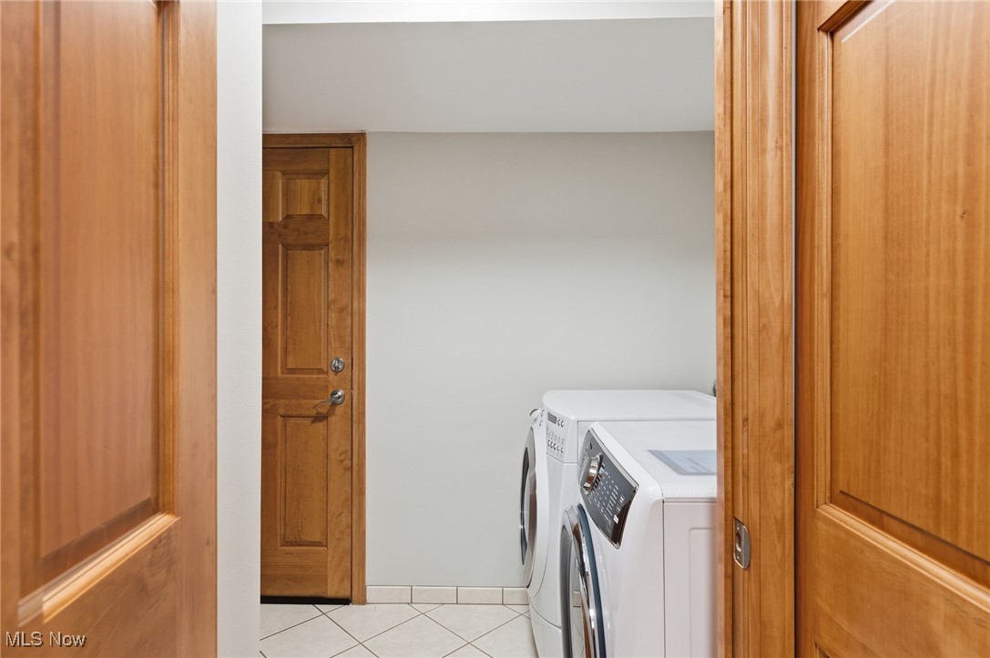 Aurora Shores - Residential