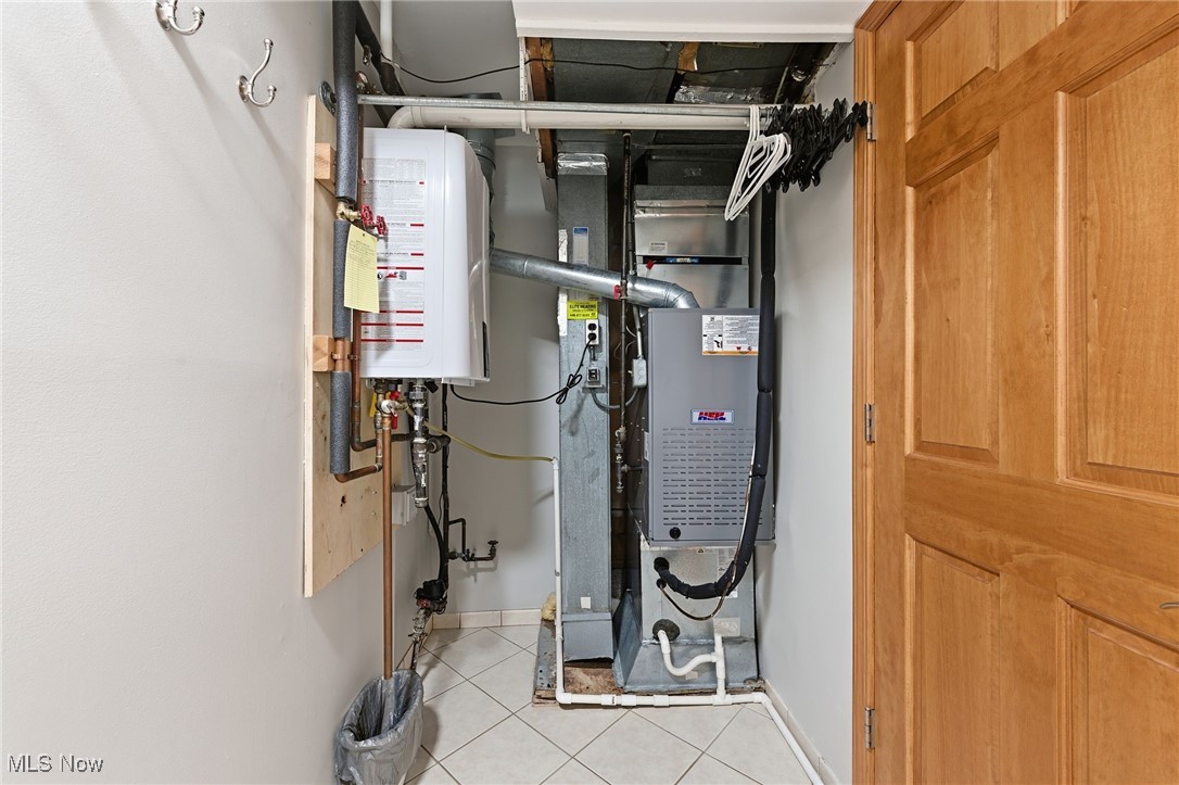 Aurora Shores - Residential