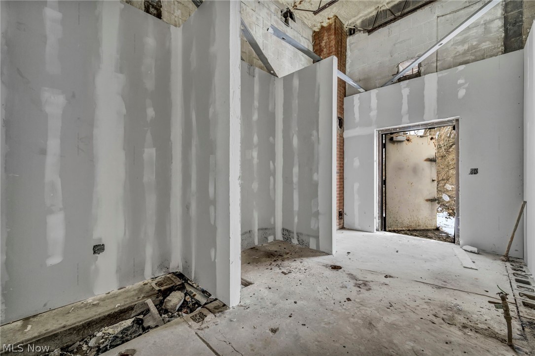 Caroline Heckers Allotment - Commercial Sale