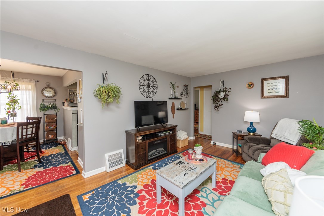 294 West Street, Berea, Ohio image 4