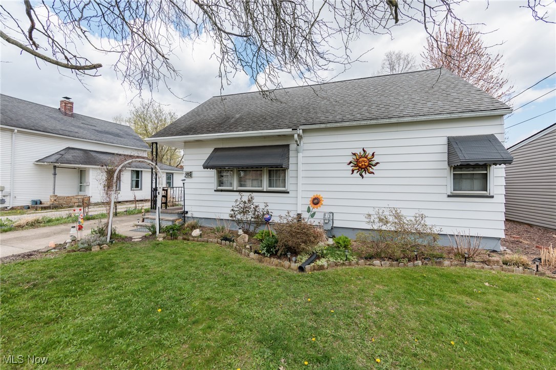 294 West Street, Berea, Ohio image 1