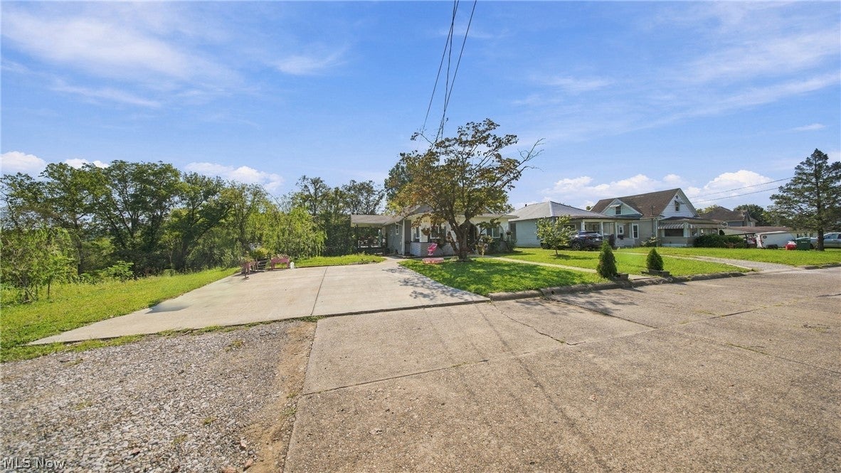 738 Lulu Street
