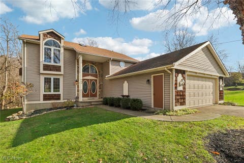 Photo for 609 Maple Creek Drive