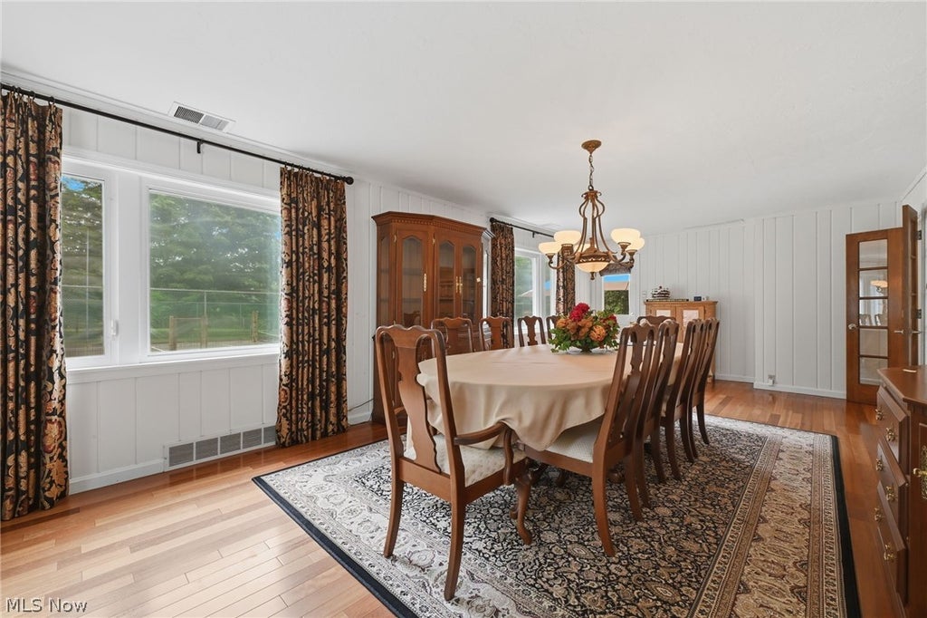 Photo of 6975 Columbia Road, Olmsted Falls, OH 44138 (MLS # 5221763)