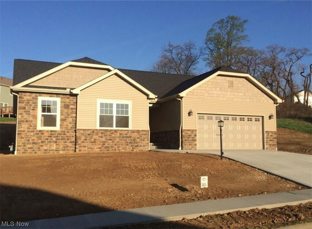 5960 Perry Hills Drive, Canton, Ohio image 2