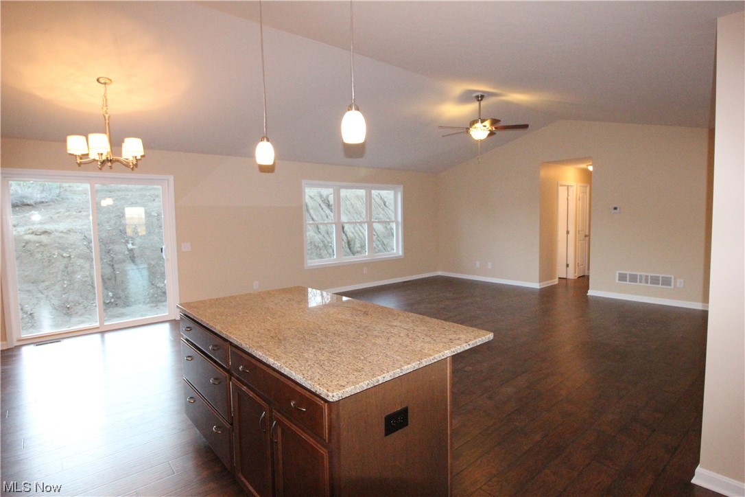 5960 Perry Hills Drive, Canton, Ohio image 27