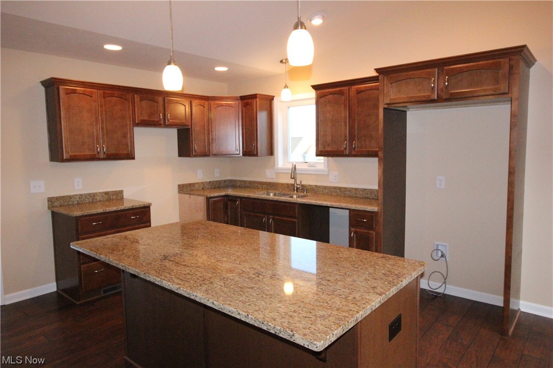 5960 Perry Hills Drive, Canton, Ohio image 7