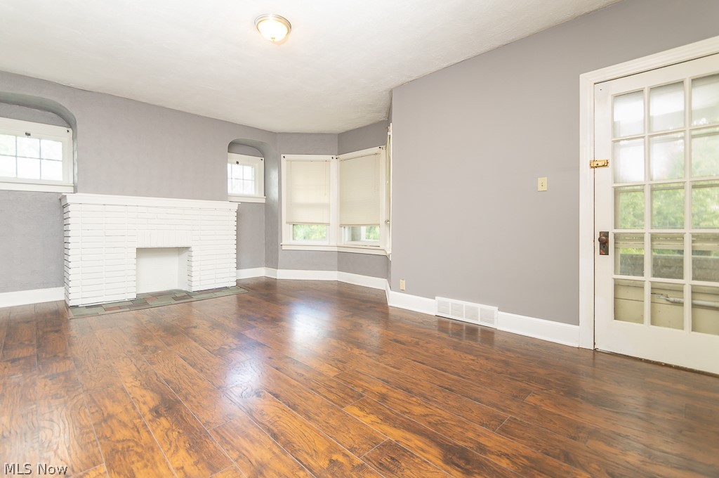 Dennison Realty - Residential Income