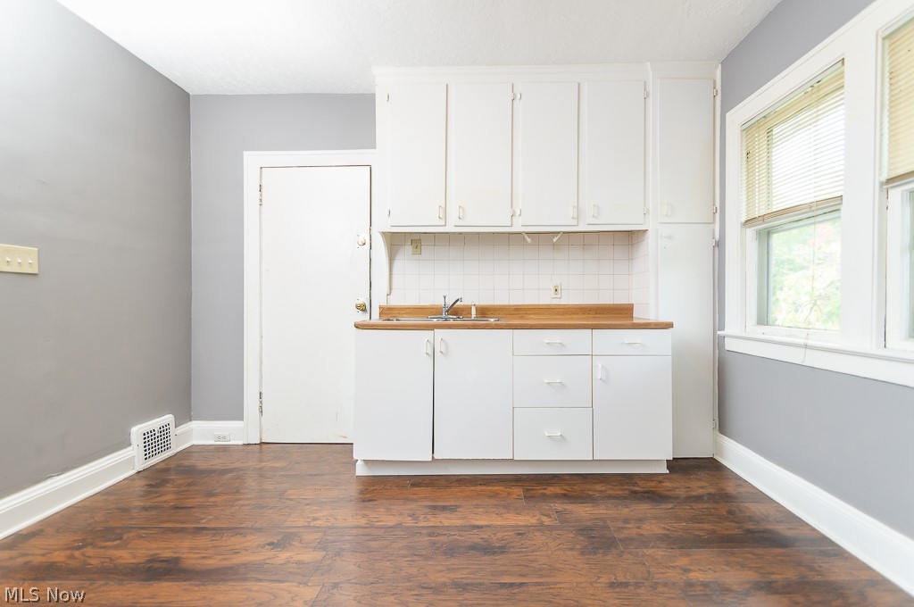 Dennison Realty - Residential Income