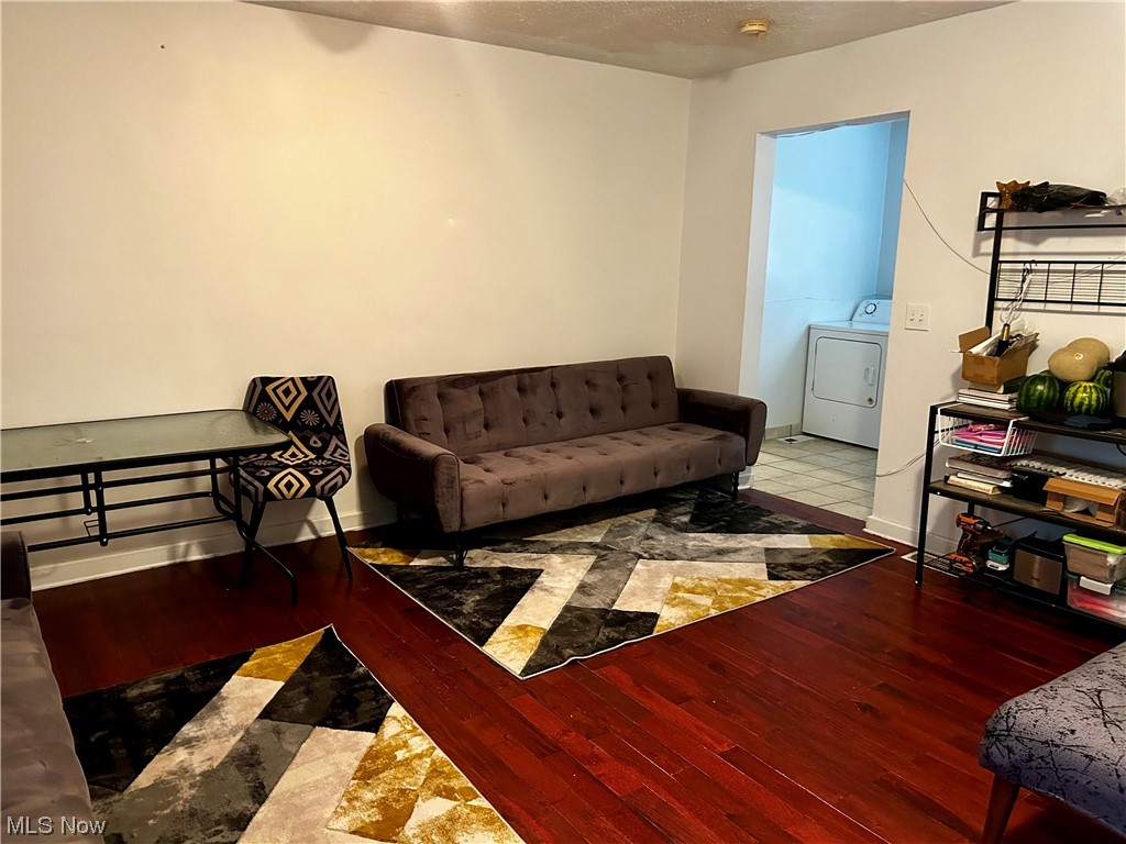 H P Weddells - Residential