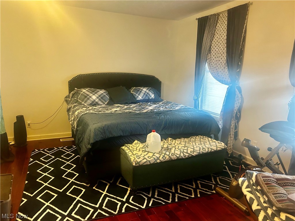 H P Weddells - Residential