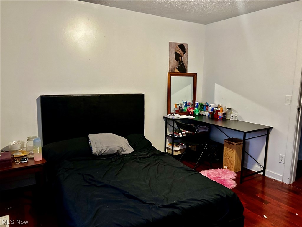 H P Weddells - Residential