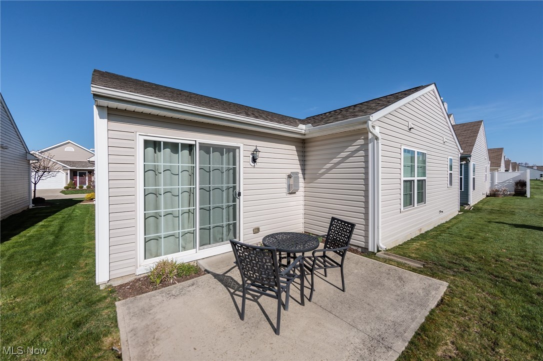 122 Breckenridge Oval, Elyria, Ohio image 40