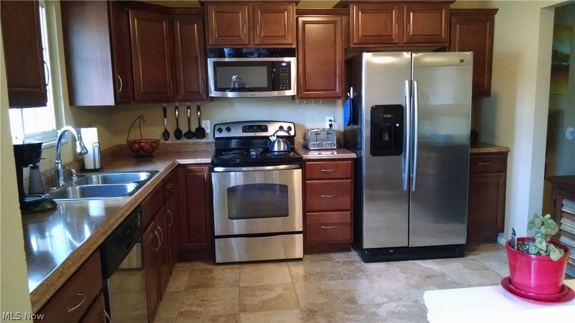 Noreen - Residential