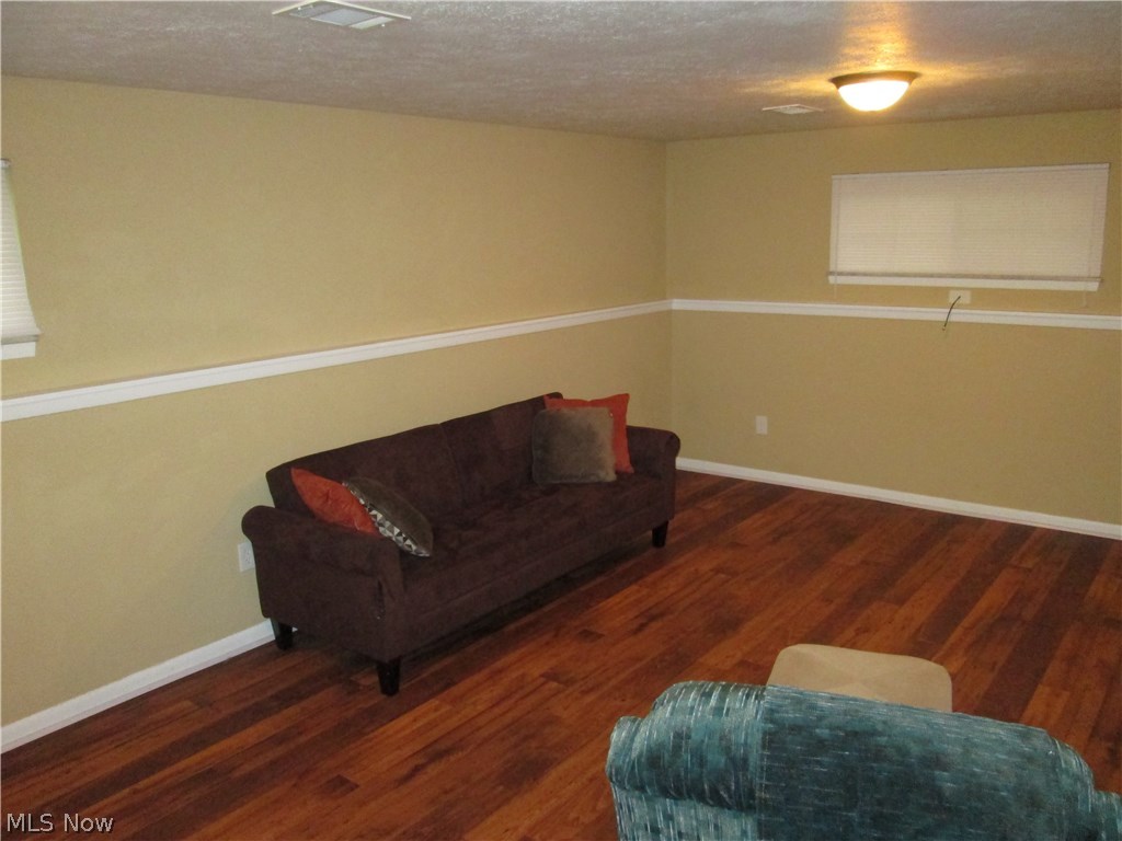 Noreen - Residential