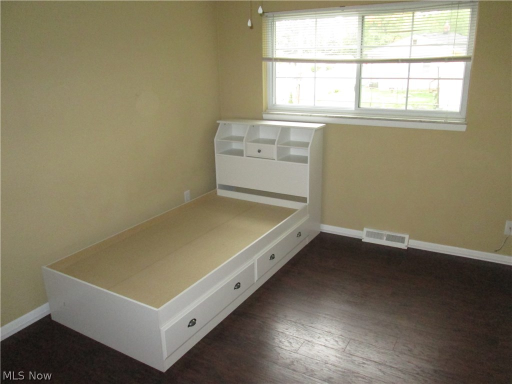 Noreen - Residential