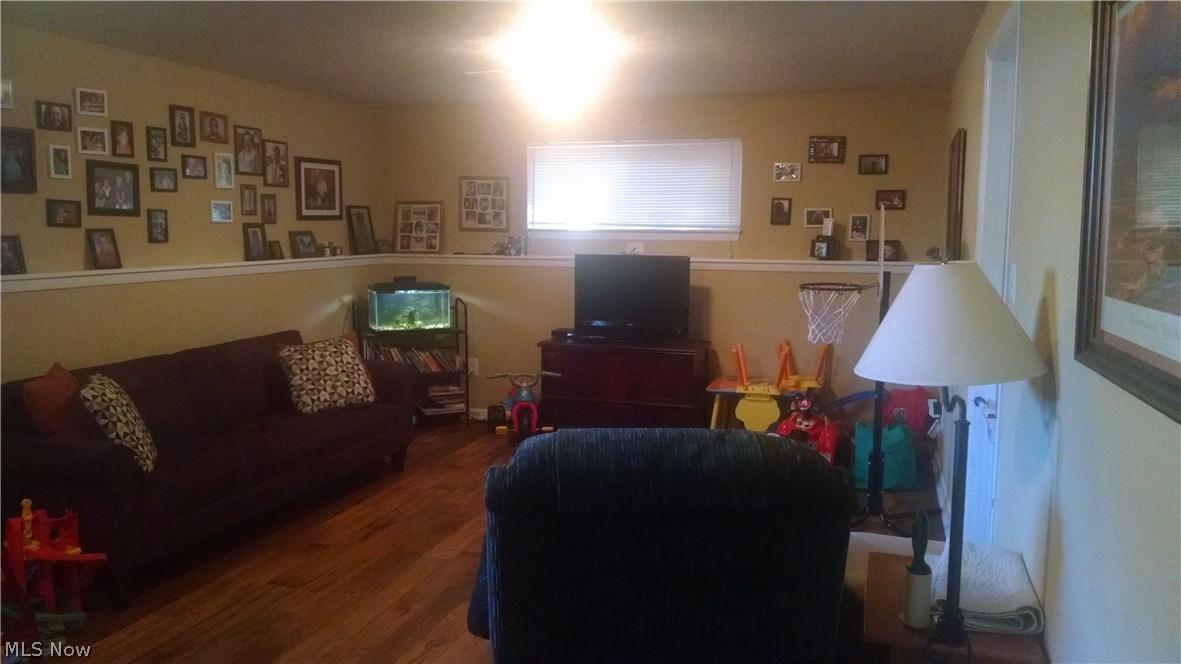 Noreen - Residential