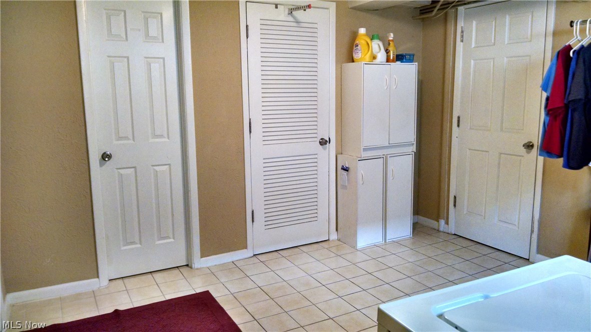 Noreen - Residential