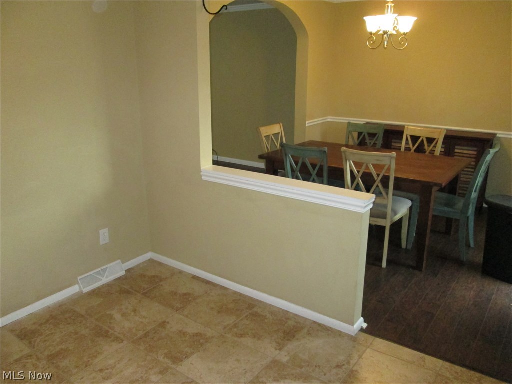 Noreen - Residential