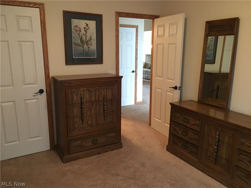 Brittany Mdws Condos - Residential