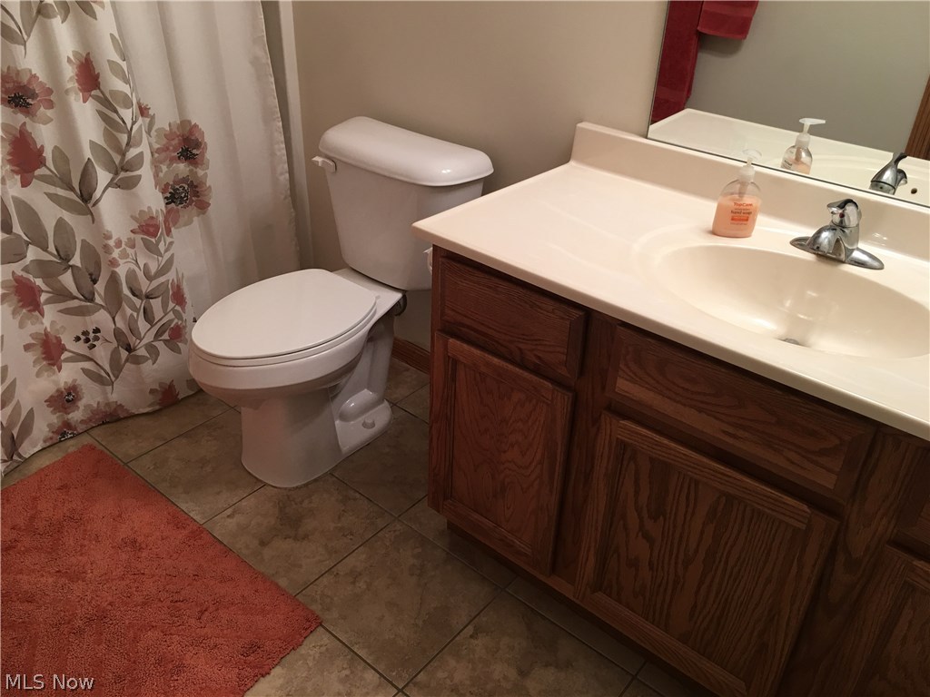 Brittany Mdws Condos - Residential