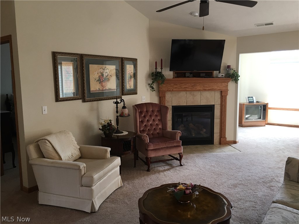 Brittany Mdws Condos - Residential