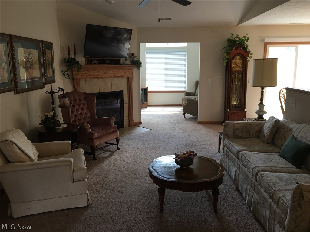 Brittany Mdws Condos - Residential