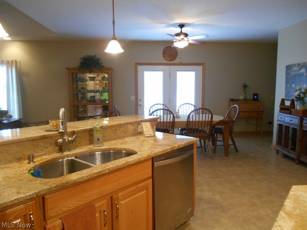 Creekside - Residential