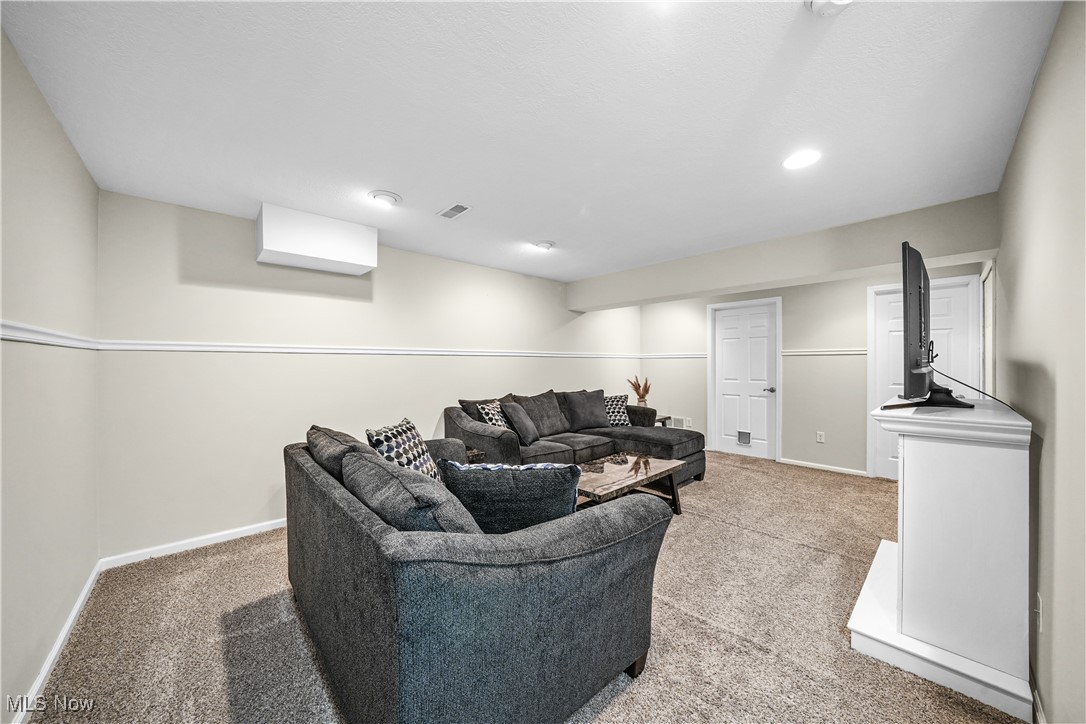 9389 Hickory Ridge Drive, Streetsboro, Ohio image 24