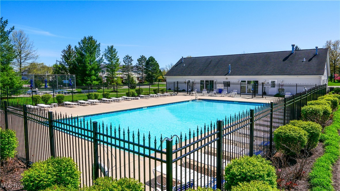 9389 Hickory Ridge Drive, Streetsboro, Ohio image 32