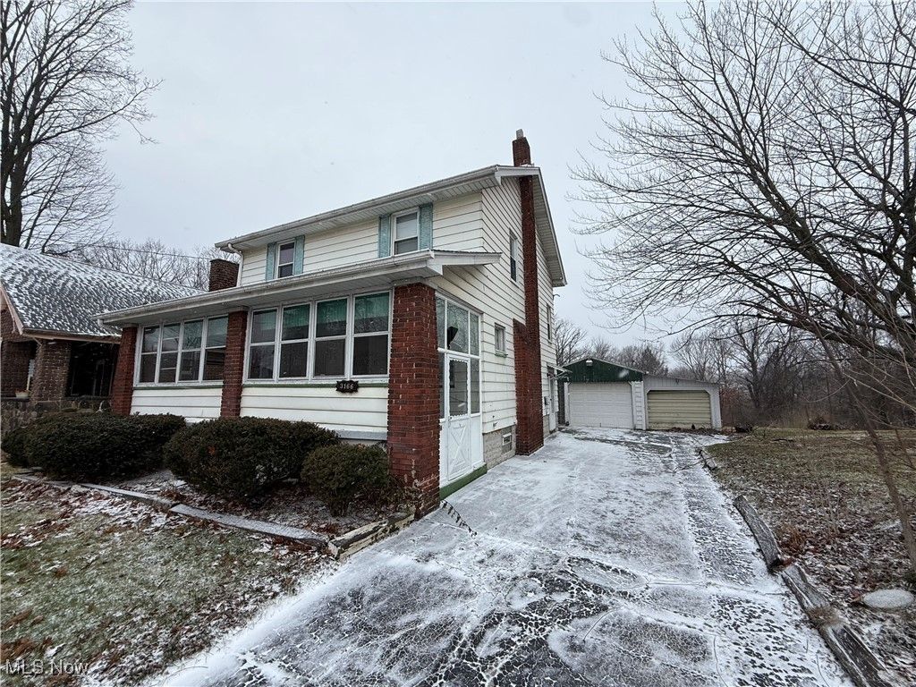 Photo of 3166 Pine Hollow Drive, Youngstown, OH 44502 (MLS # 5178383)