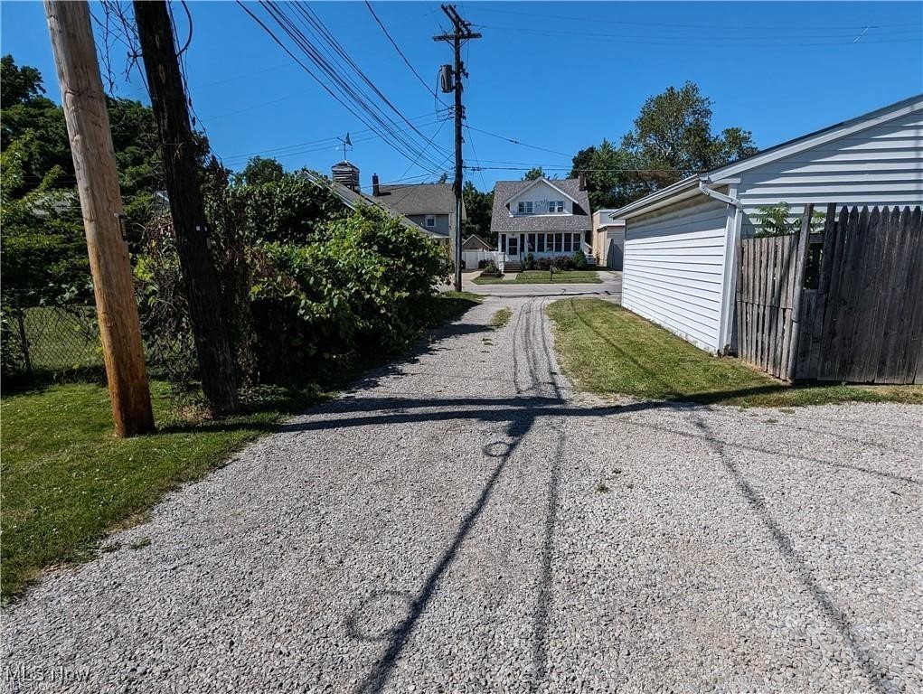 4209 State Road, Ashtabula, Ohio image 9