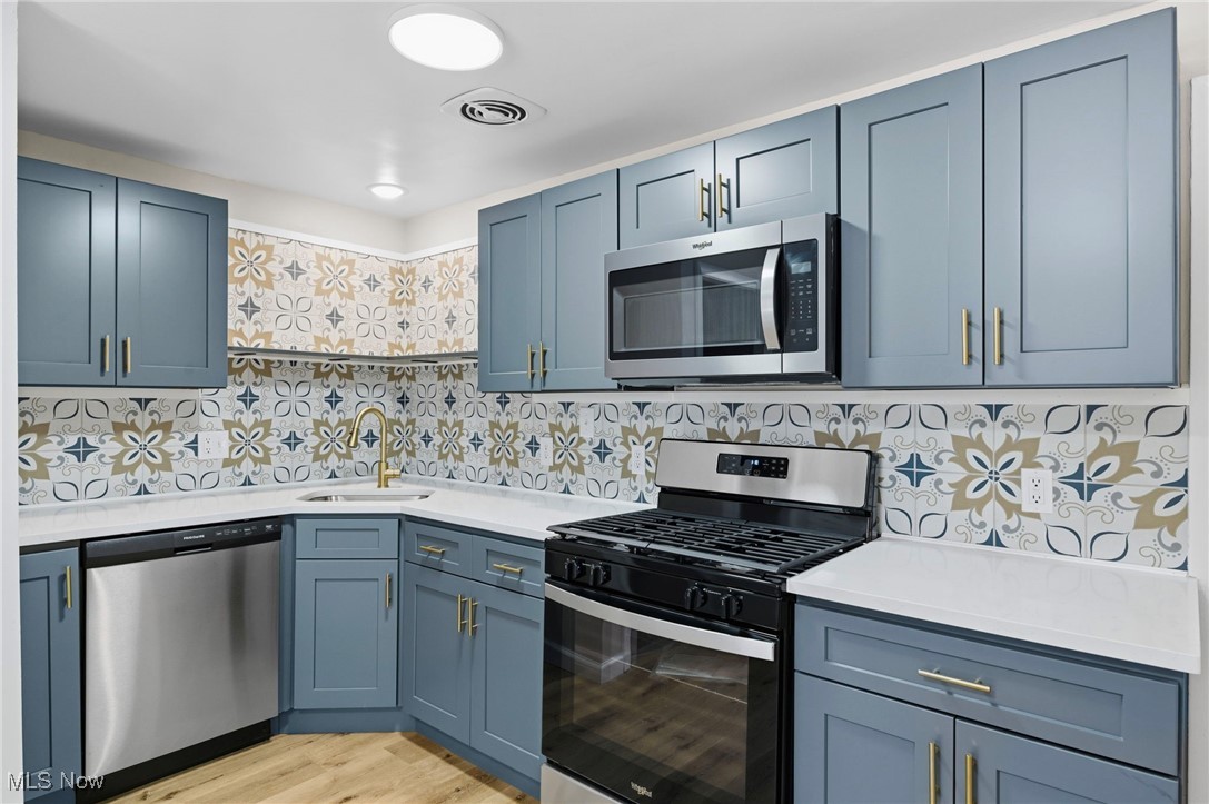 Lake Shore Blvd Estates - Residential