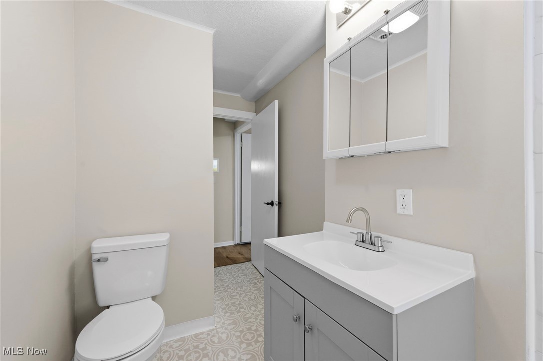 Lake Shore Blvd Estates - Residential