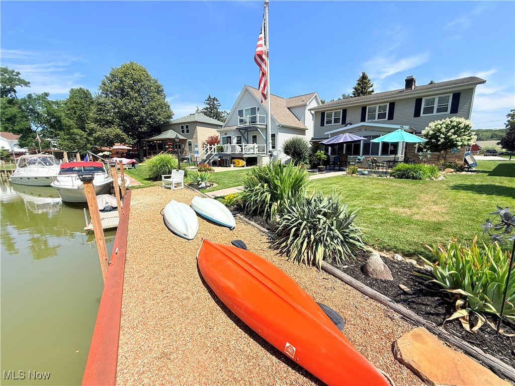 Chagrin Lagoons Sub - Residential