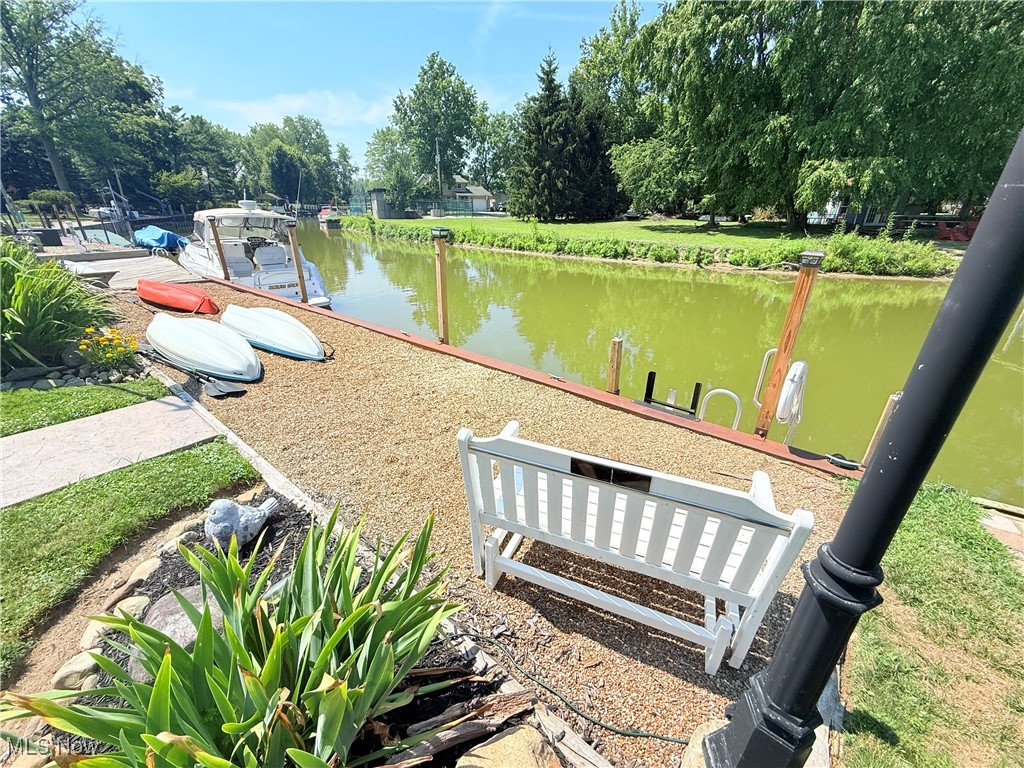 Chagrin Lagoons Sub - Residential