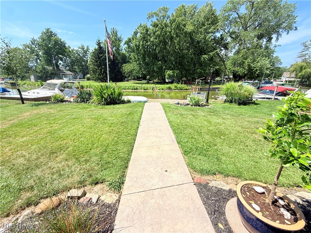 Chagrin Lagoons Sub - Residential