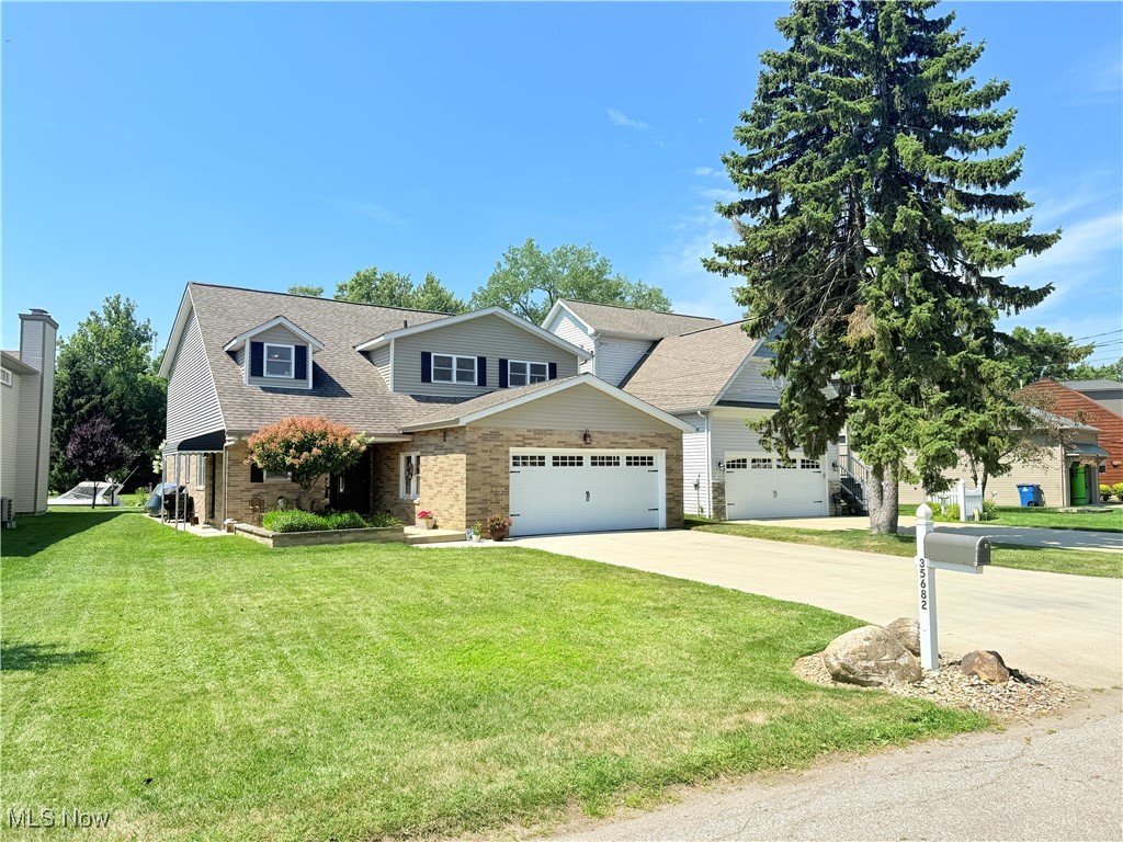 Chagrin Lagoons Sub - Residential