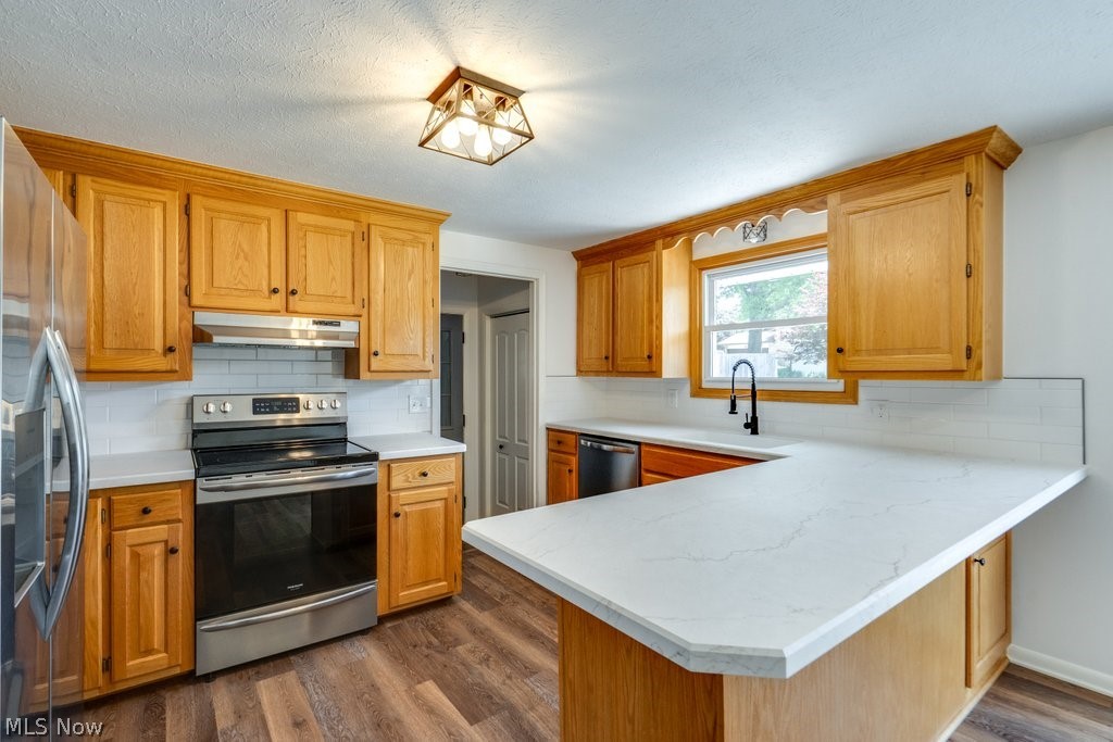 Plymouth Knolls - Residential