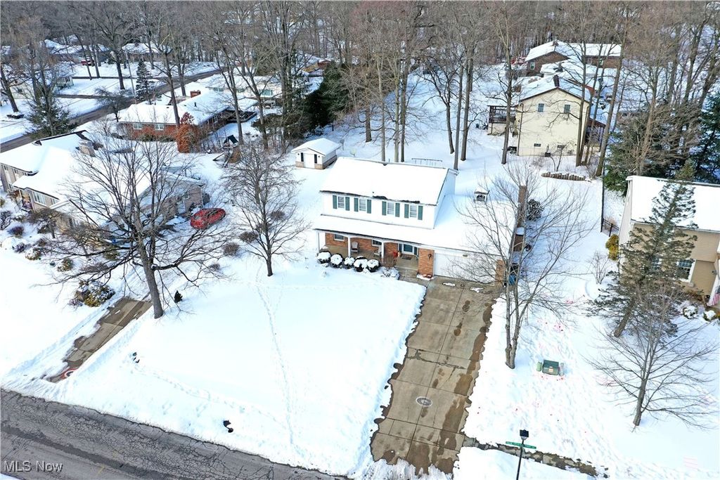 Photo of 1654 Squaw Creek Drive, Girard, OH 44420 (MLS # 5185358)
