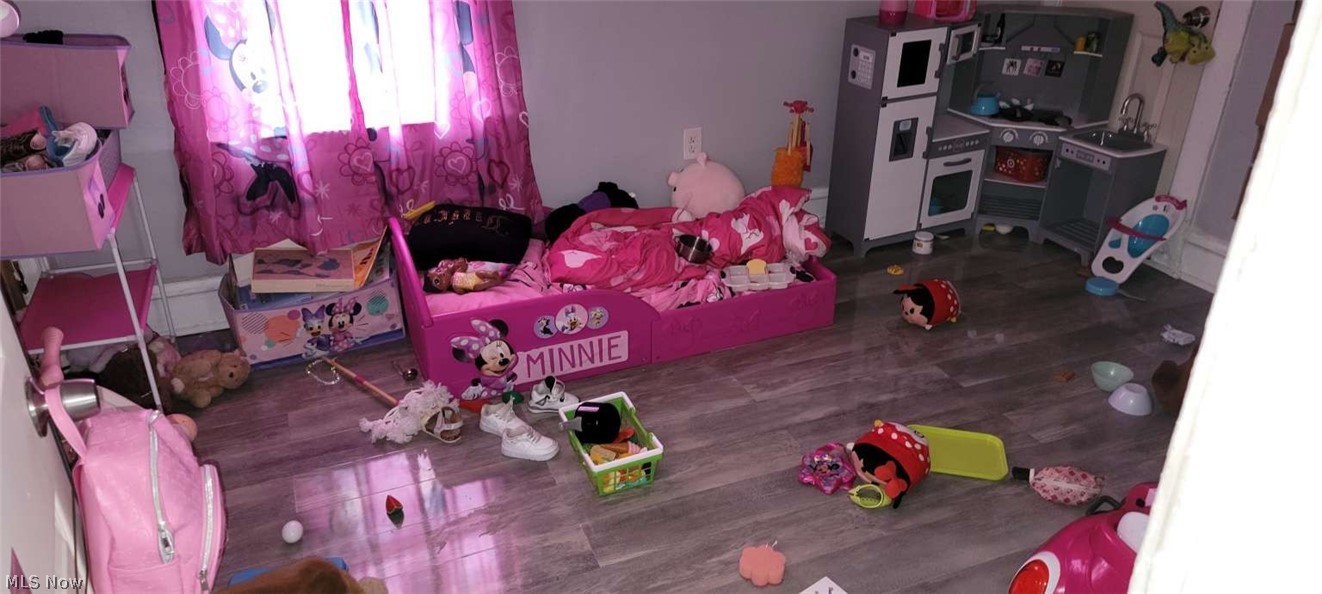 Dennison-Brookside - Residential Income