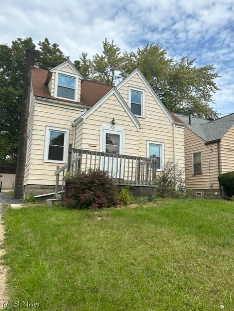 Main image without alt text