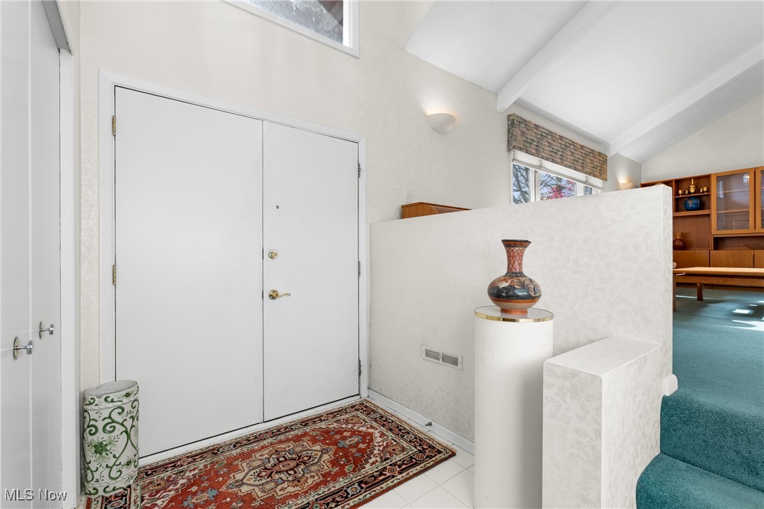 32651 North Burr Oak