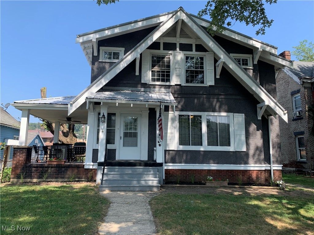 Photo of 909 Riverside Avenue, Wellsville, OH 43968 (MLS # 5178649)