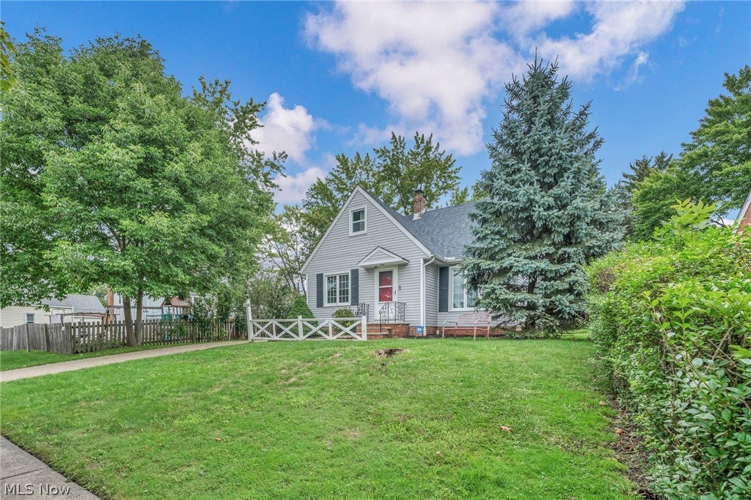 1369 Cranover Road