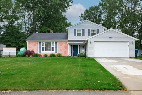 29631 Sutton Drive, North Olmsted, OH 44070 - #: 5129605