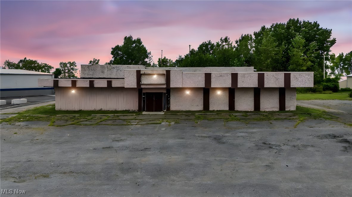 5600 SF Warehouse with 2 Acres of Land and 220 ft frontage that includes 2 parcels – Ready for Your Vision!
Discover a flexible commercial opportunity at 4876 W Erie Ave, Lorain, OH with 220 ft frontage zoned Retail. This 5,600 sq. ft. currently used as a wedding decor warehouse will be delivered completely cleared out and ready for use, featuring commercial electric service with water and sewer available. Portions of the buiding have tall 20 ft ceiling ideal for large equipment storage. There are 2 parcels in this sale. The back parcel borders the railway track.
The 2-acre lot provides room to grow—add boat storage and repair, outdoor storage, fleet parking, or a laydown yard, or plan for future expansion or development. Whether you need space for light manufacturing, distribution, or contractor operations, this site offers the functionality and land to match your business needs.
Located on W Erie Ave with quick access to major routes, this property is a strong fit for owner-users or investors looking for versatile space in Lorain.
Buyers to do their own due diligence regarding permitted uses.