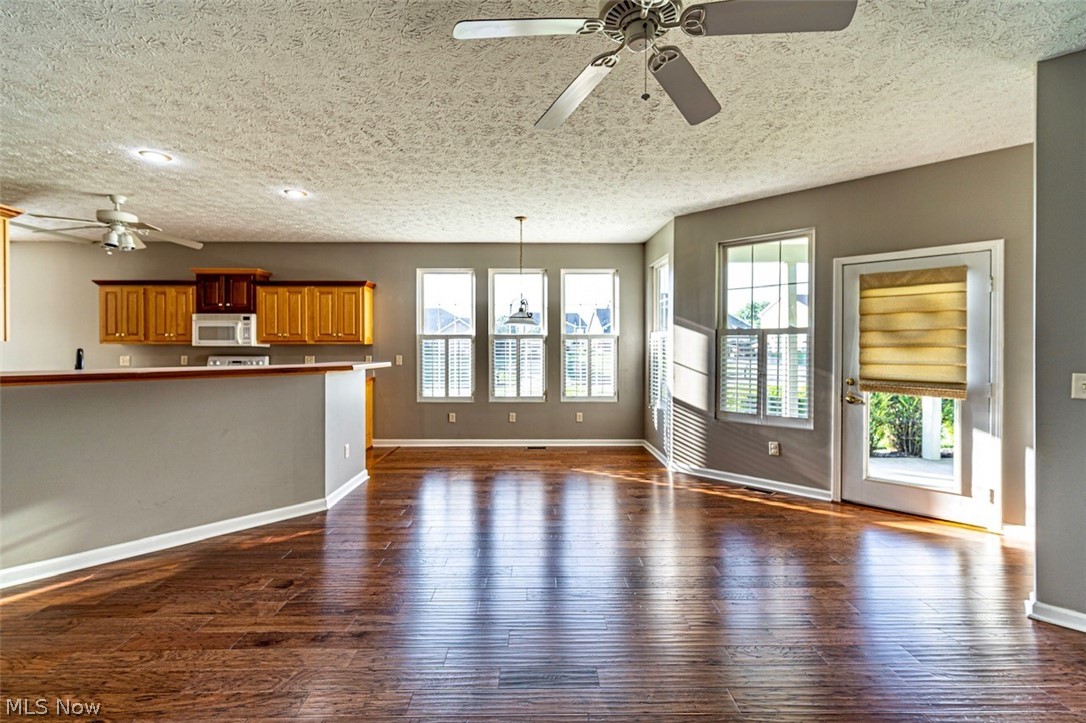 Silos At Painters Crossing Ph II - Residential