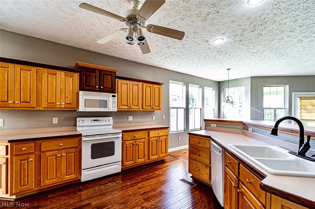 Silos At Painters Crossing Ph II - Residential