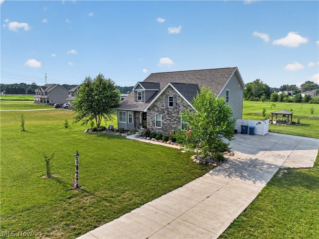 48600 Middle Ridge Road